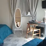 Residenza La Meridiana Bed and Breakfast Briatico