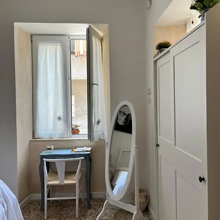 Residenza La Meridiana Alojamento de Acomodação e Pequeno-almoço Briatico