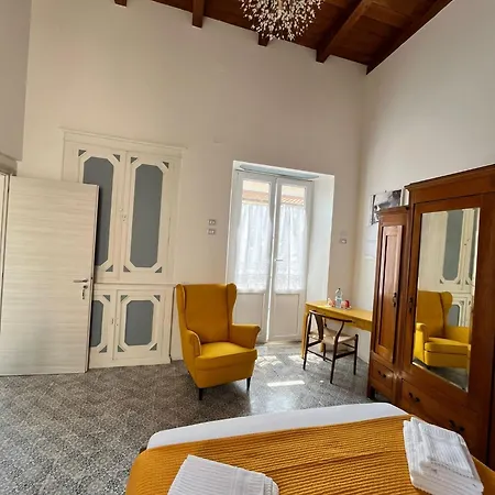 Residenza La Meridiana Alojamento de Acomodação e Pequeno-almoço Briatico